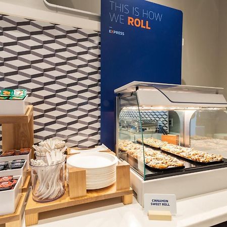 Holiday Inn Express & Suites - Austin - Manor By Ihg エクステリア 写真