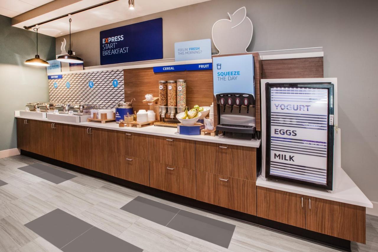 Holiday Inn Express & Suites - Austin - Manor By Ihg エクステリア 写真